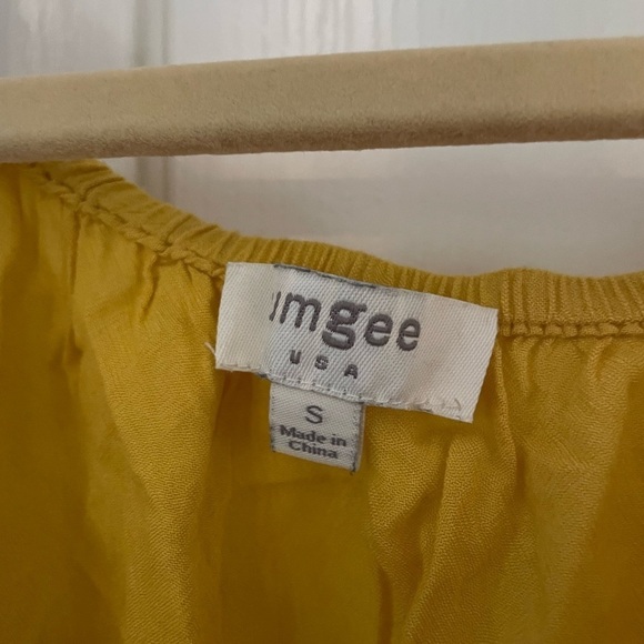 Umgee size small embroidered floral sleeve - Picture 2 of 5